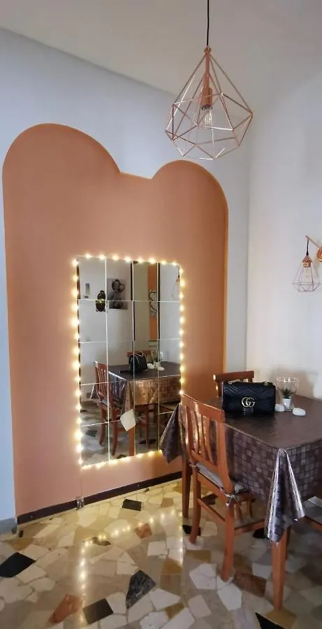 La Casa Di Jennifer Apartment Parma 0*,
